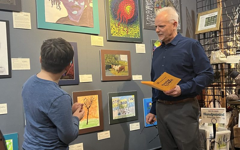 2025-11-10-YoungAtArt-Branson-DonEisenhauer-8283