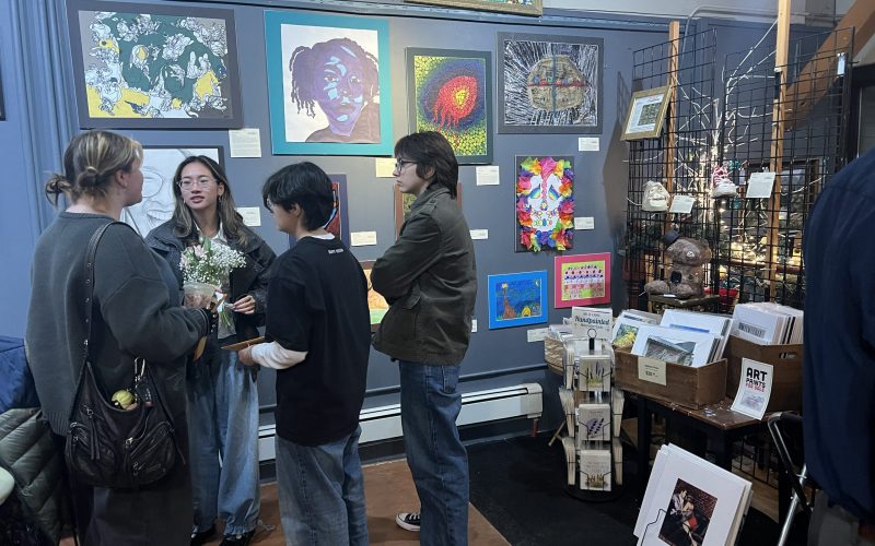 2025-11-10-YoungAtArt-Crowd-8252