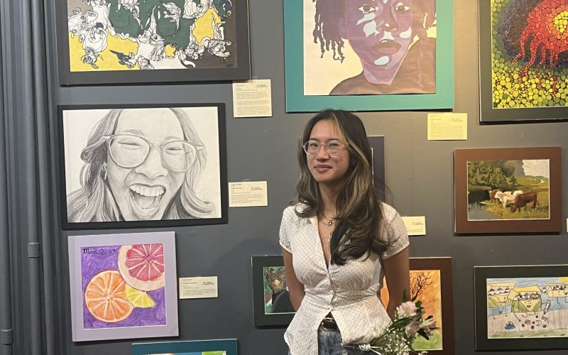 2025-11-10-YoungAtArt-Ginger-8308