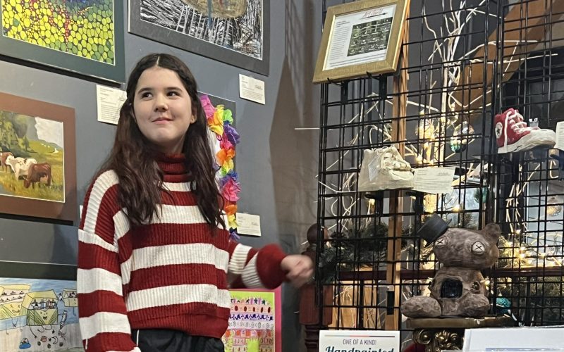 2025-11-10-YoungAtArt-Harper-8287