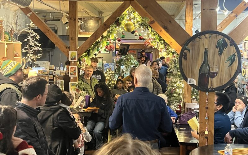 2025-11-10-YoungAtArt-Intro-DonEisenhauer-8256