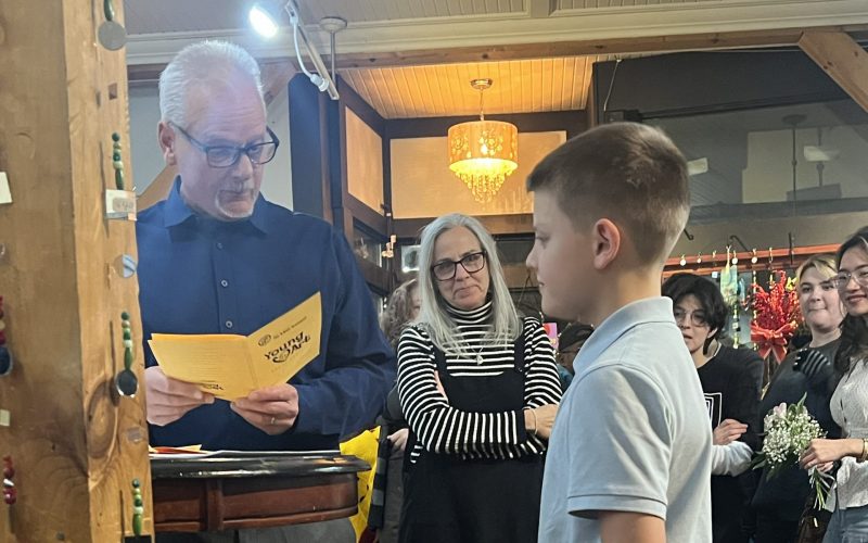 2025-11-10-YoungAtArt-Max-DonEisenhauer-8273